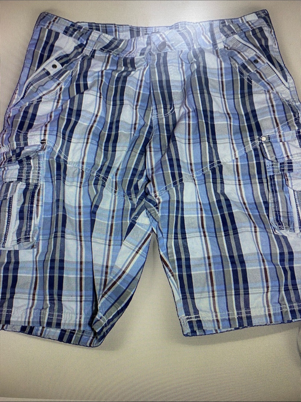 Men's Plaid Cargo Shorts in Blue and Tan